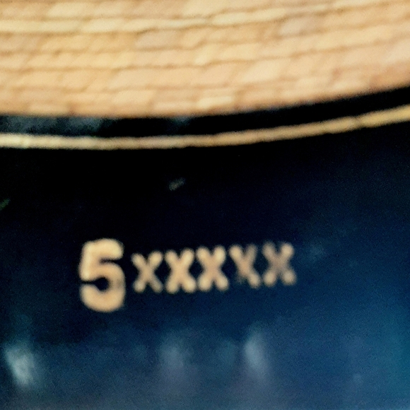 Wide Brim Tan and Black Hat Accessory - Picture 7 of 10